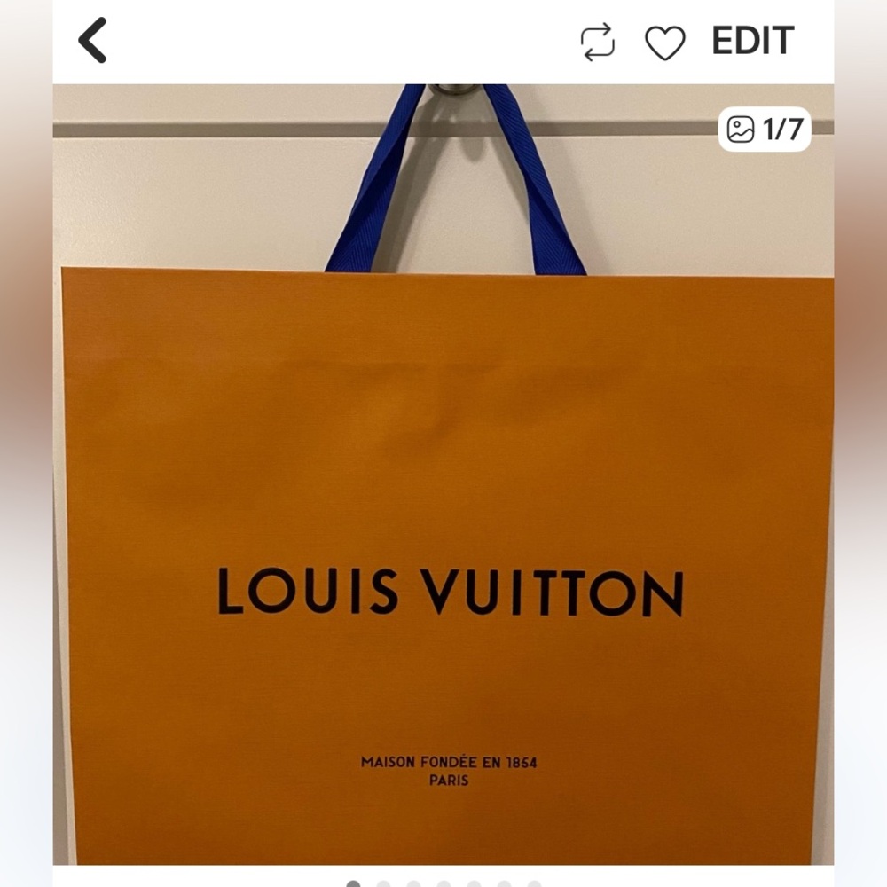 XTRA LARGE Louis Vuitton  Gift Bag/ Blue Handles-and XTRA LG. GIFT CARD
